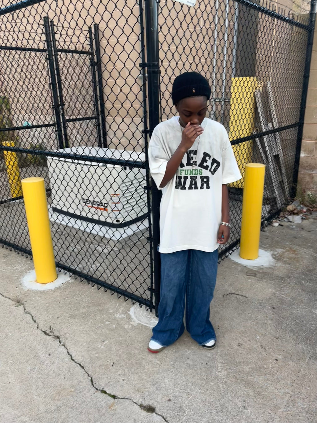 GREED FUND WAR "TEE"